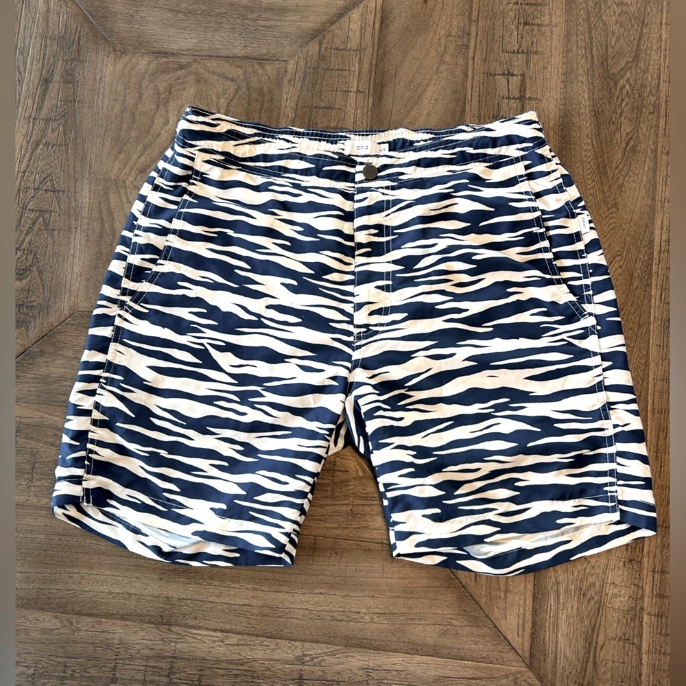 Onia Calder Men’s Blue Zebra Print Beach Swim Trunks 7” Size Large